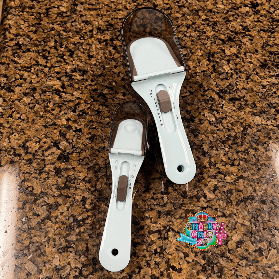 Magnetic Measuring Spoons – Shabby Chic Boutique and Tanning Salon
