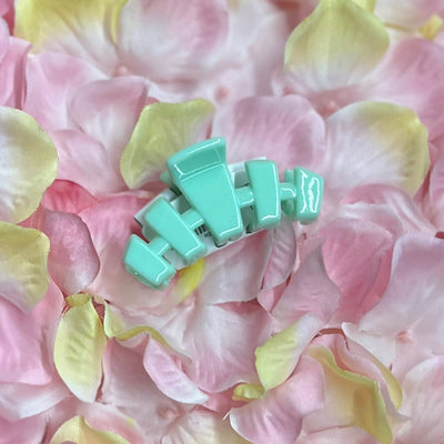 2024 Spring Teleties Collection Shabby Chic Boutique and Tanning Salon