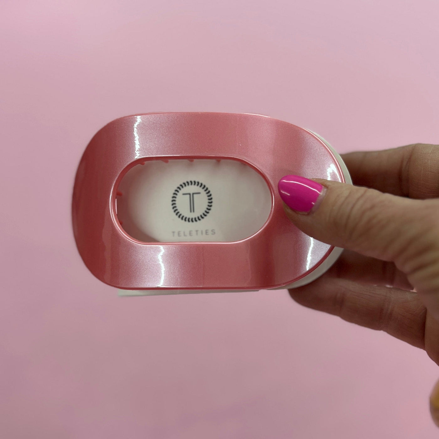 2025 Spring Teleties Shabby Chic Boutique and Tanning Salon Large Flat Round - Calming Coral