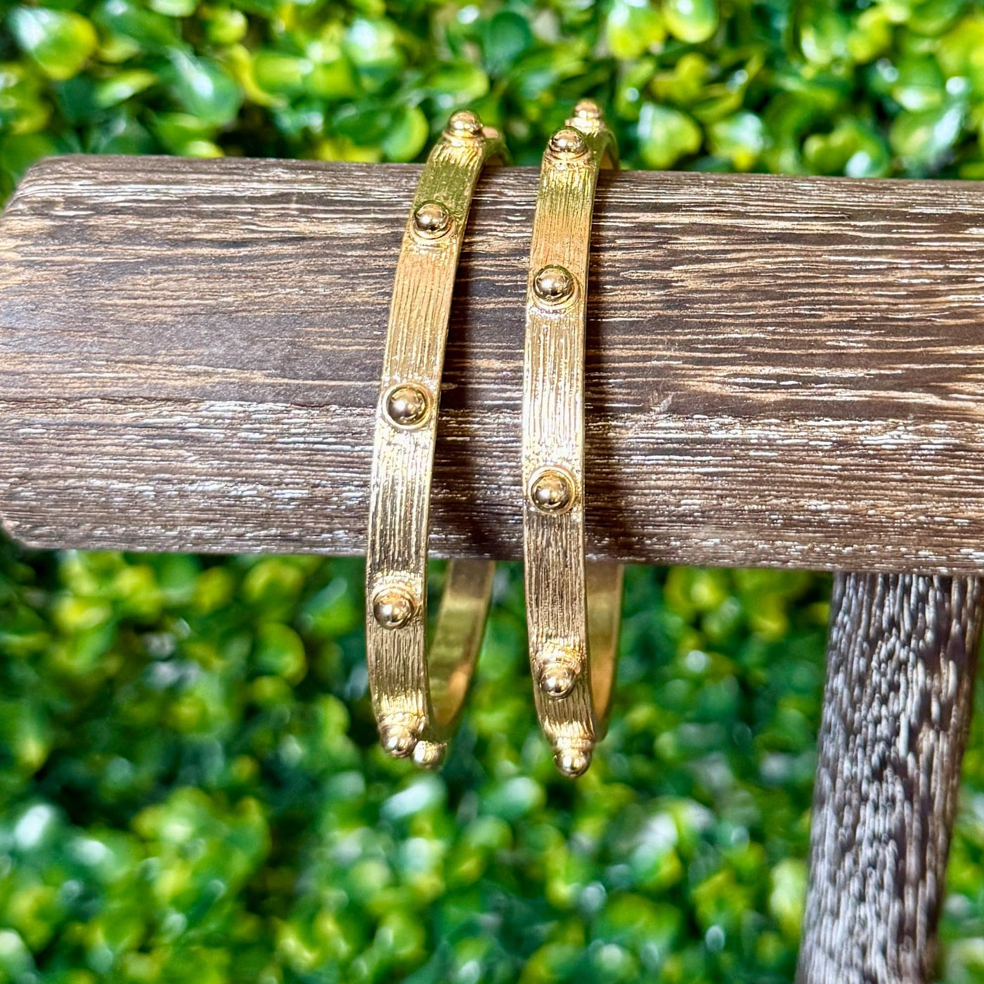 Bangles Shabby Chic Boutique and Tanning Salon Gold