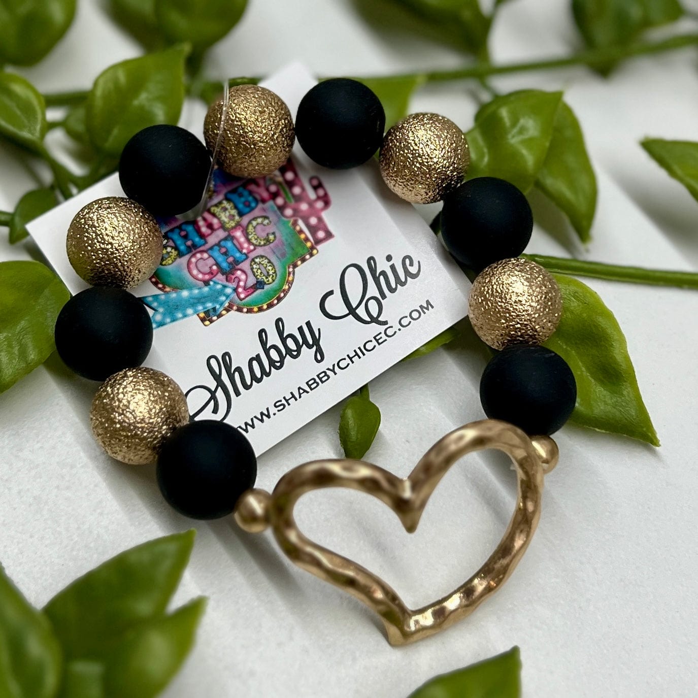 Beaded Heart Bracelet Shabby Chic Boutique and Tanning Salon Black/Gold