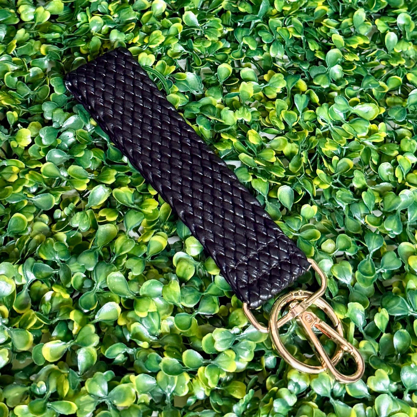 Braided Key Ring Shabby Chic Boutique and Tanning Salon Black