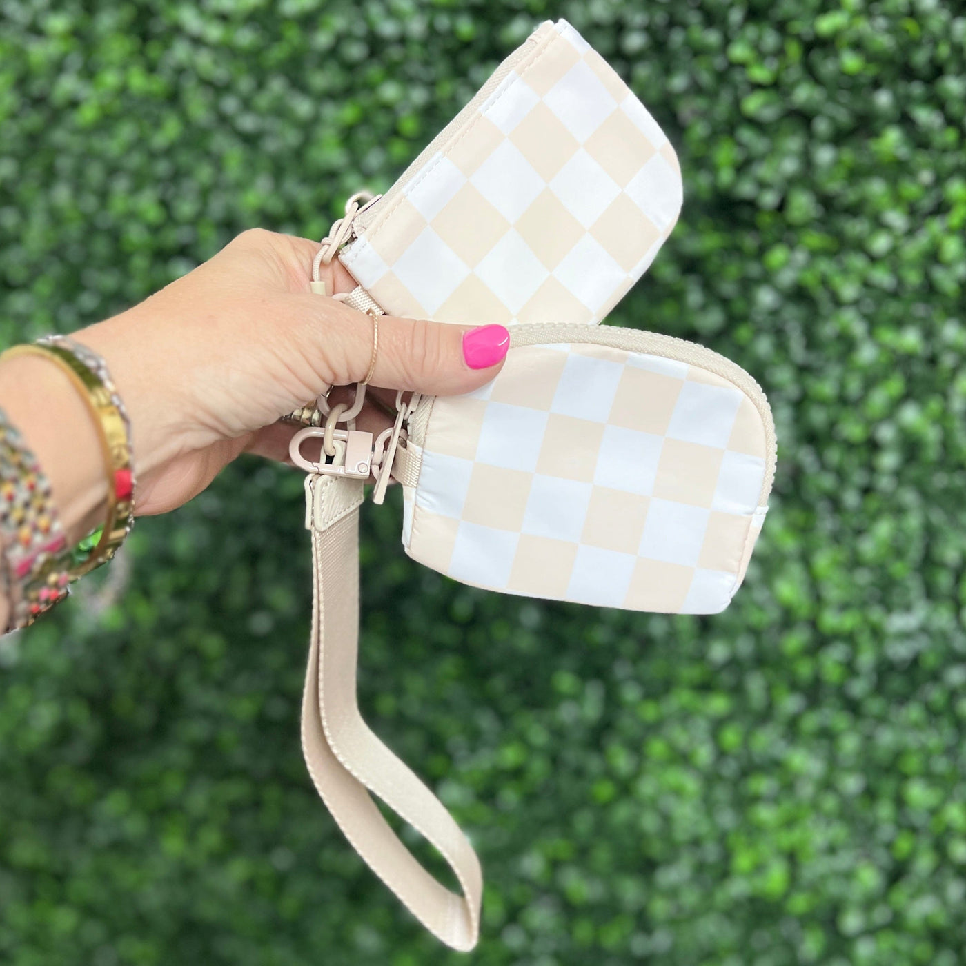 Checkered Coin purse Wristlet Sets Shabby Chic Boutique and Tanning Salon Off White