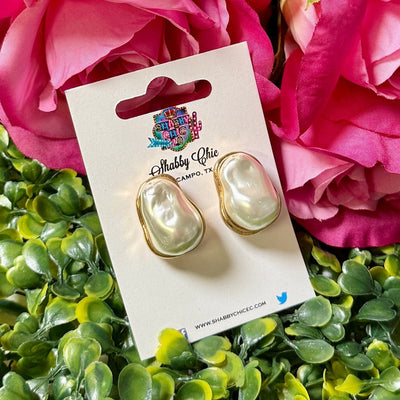 Chunky Pearl Earrings Shabby Chic Boutique and Tanning Salon