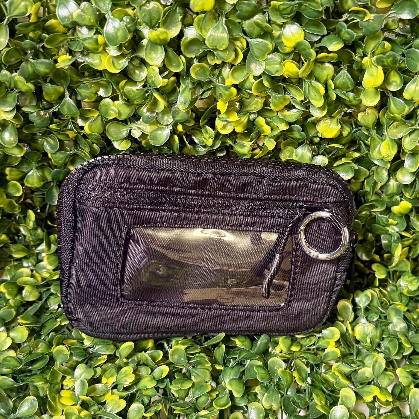 Coin/Credit Card Pouch Shabby Chic Boutique and Tanning Salon Black