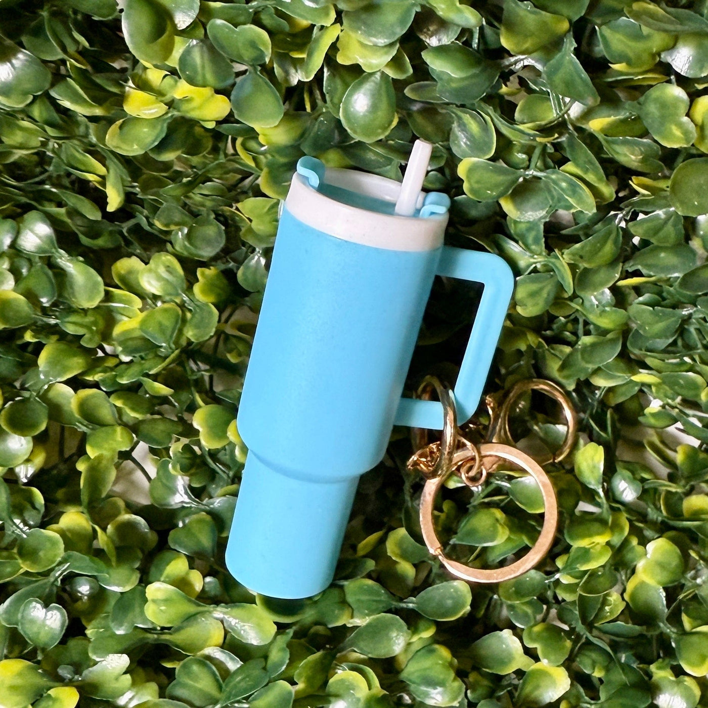 Cup Lip Balm Holder Keyring Shabby Chic Boutique and Tanning Salon Light Blue