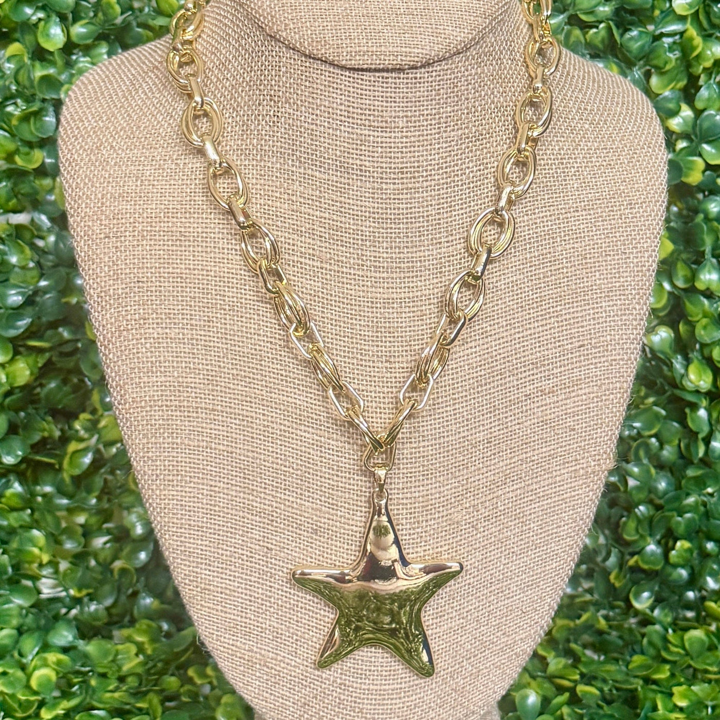 Gold Star Necklace Shabby Chic Boutique and Tanning Salon