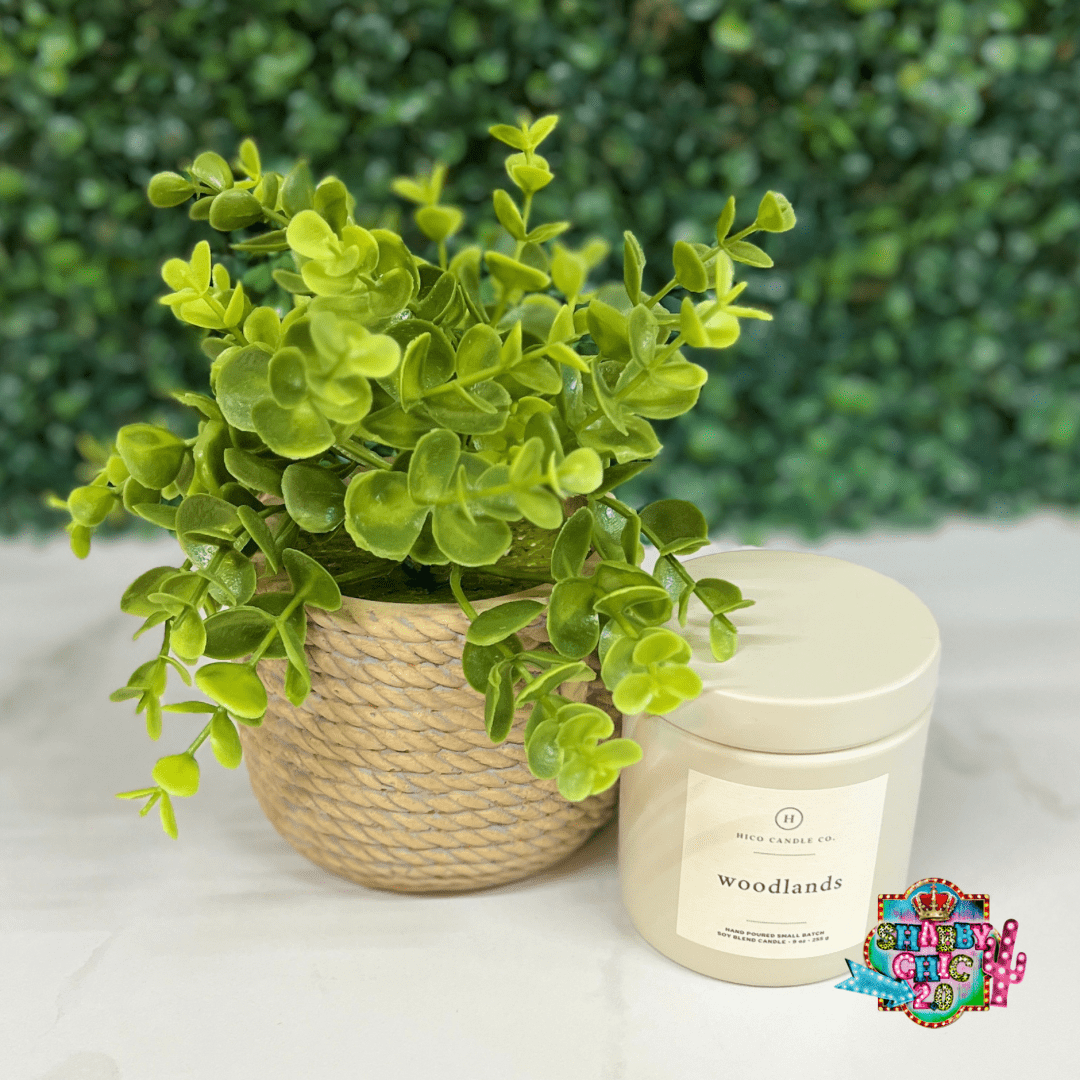 Hico Candle Company - Woodlands Shabby Chic Boutique and Tanning Salon Small Candle - 9 oz