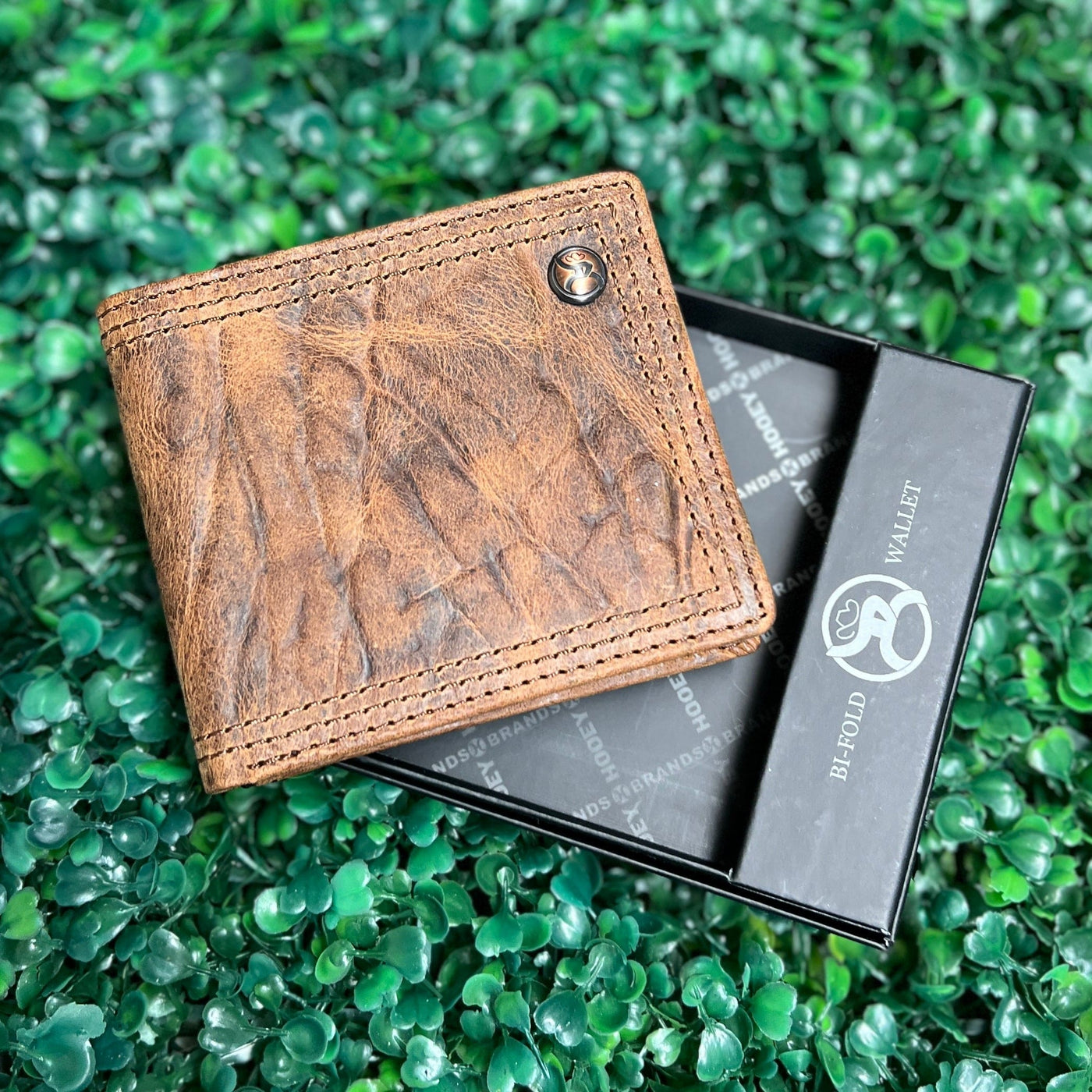 HOOEY  "PRIME TIME" SMOOTH BROWN BIFOLD WALLET Shabby Chic Boutique and Tanning Salon