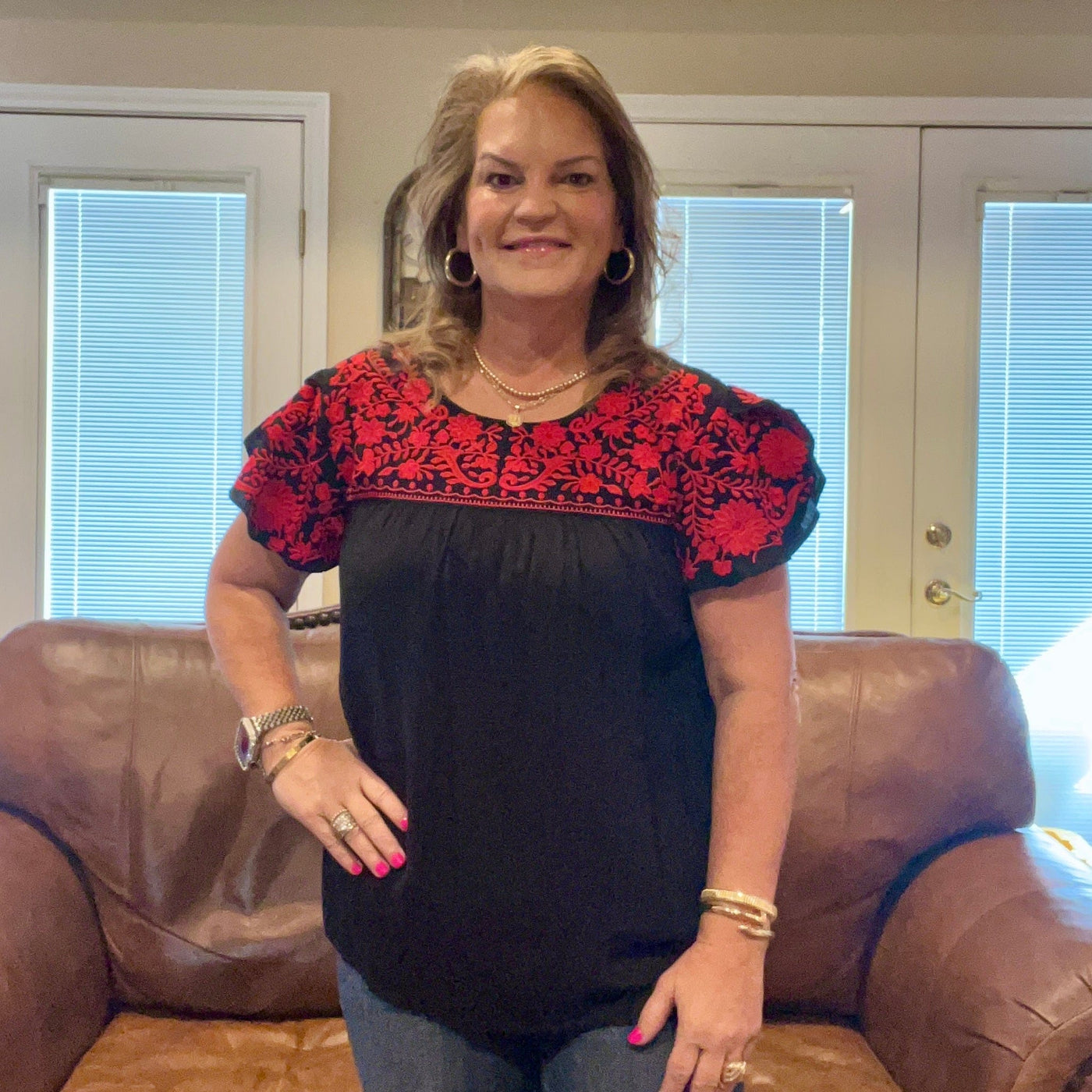 Layerz Womble Top Shabby Chic Boutique and Tanning Salon