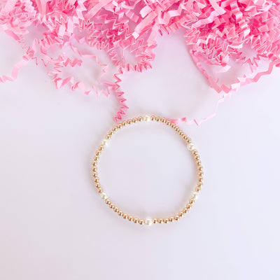 Madi Beaded Bracelet in Gold: Standard 6.75 inch Beaded Blondes