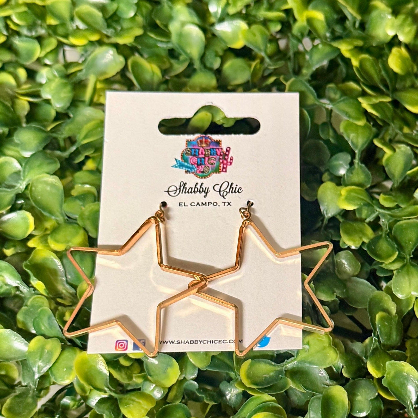 Open Star Earrings Shabby Chic Boutique and Tanning Salon Goldtone