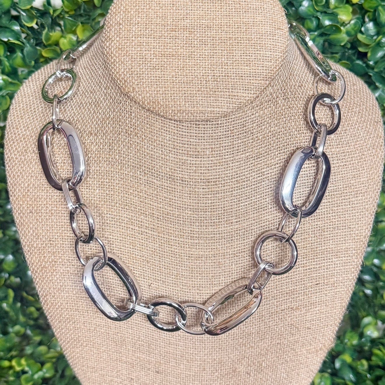 Silvertone Link Chain – Shabby Chic Boutique and Tanning Salon