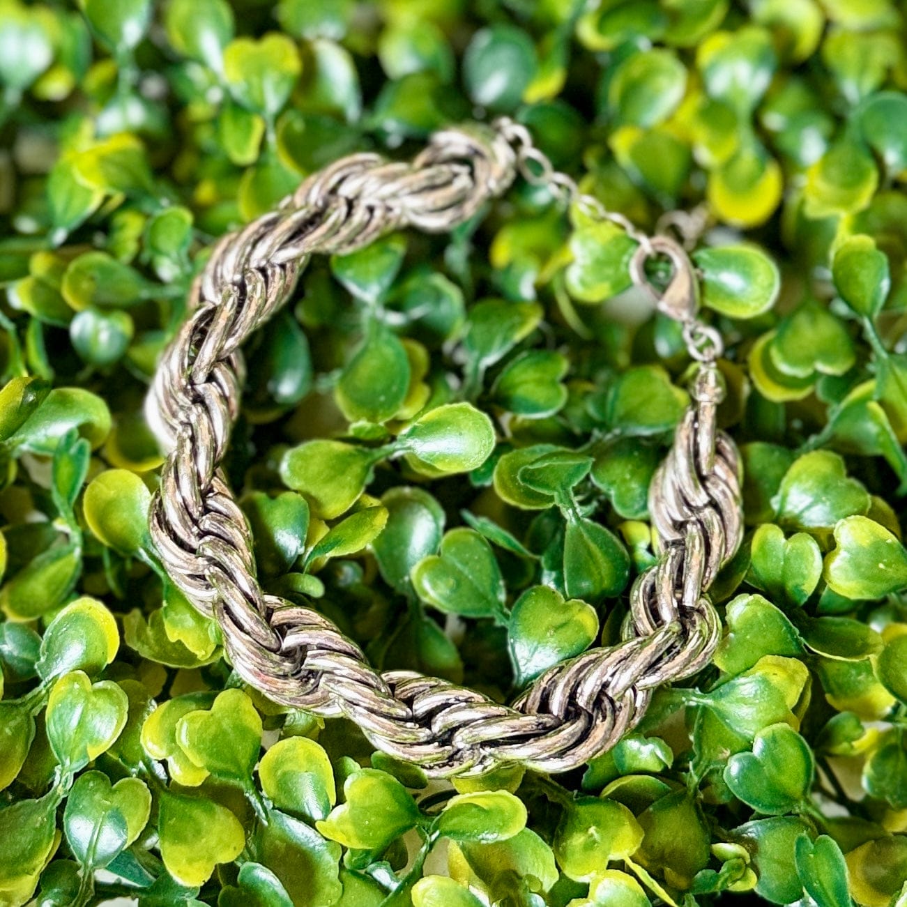 Silvertone Rope Bracelet Shabby Chic Boutique and Tanning Salon 12mm