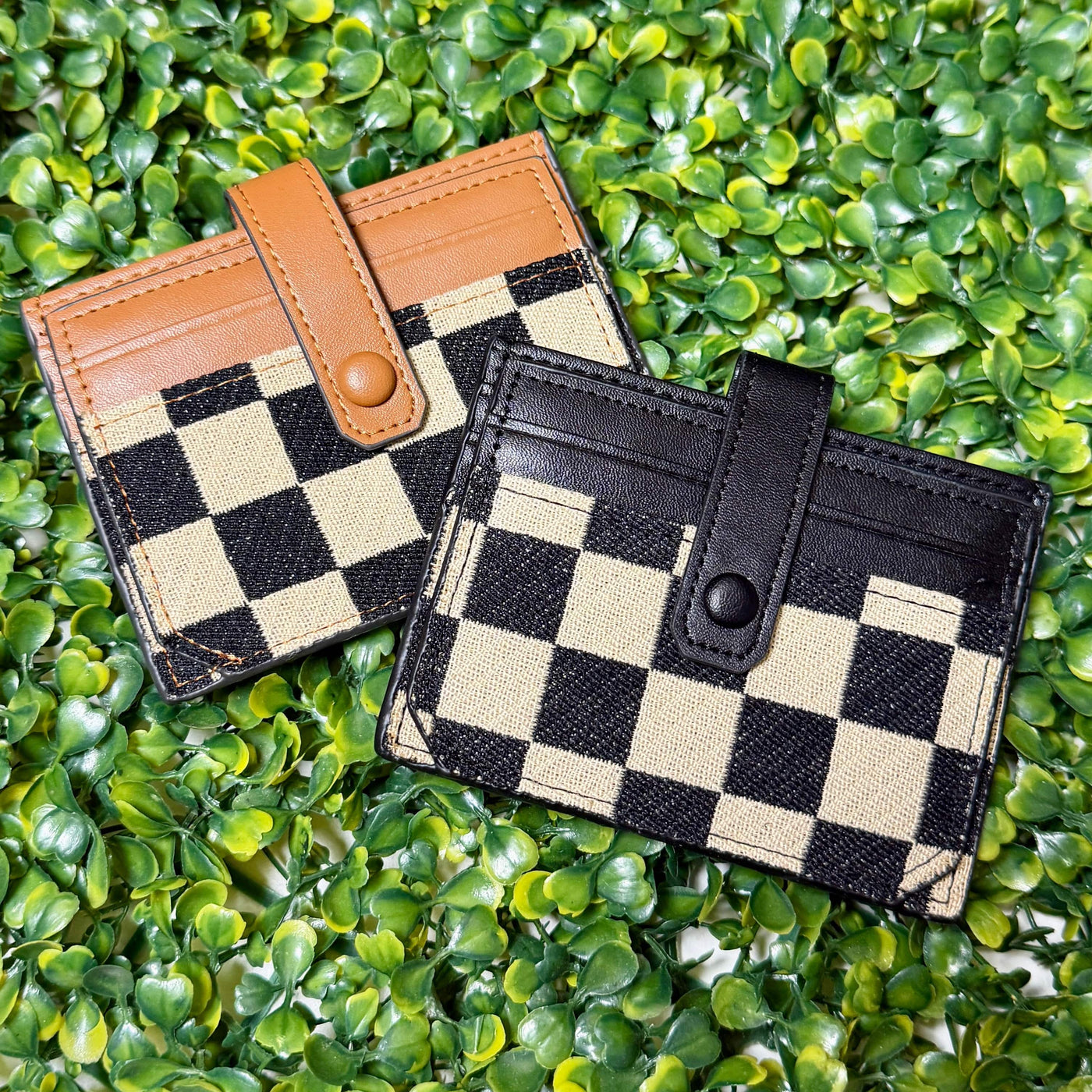 Small Checkered Credit Card Wallet Shabby Chic Boutique and Tanning Salon