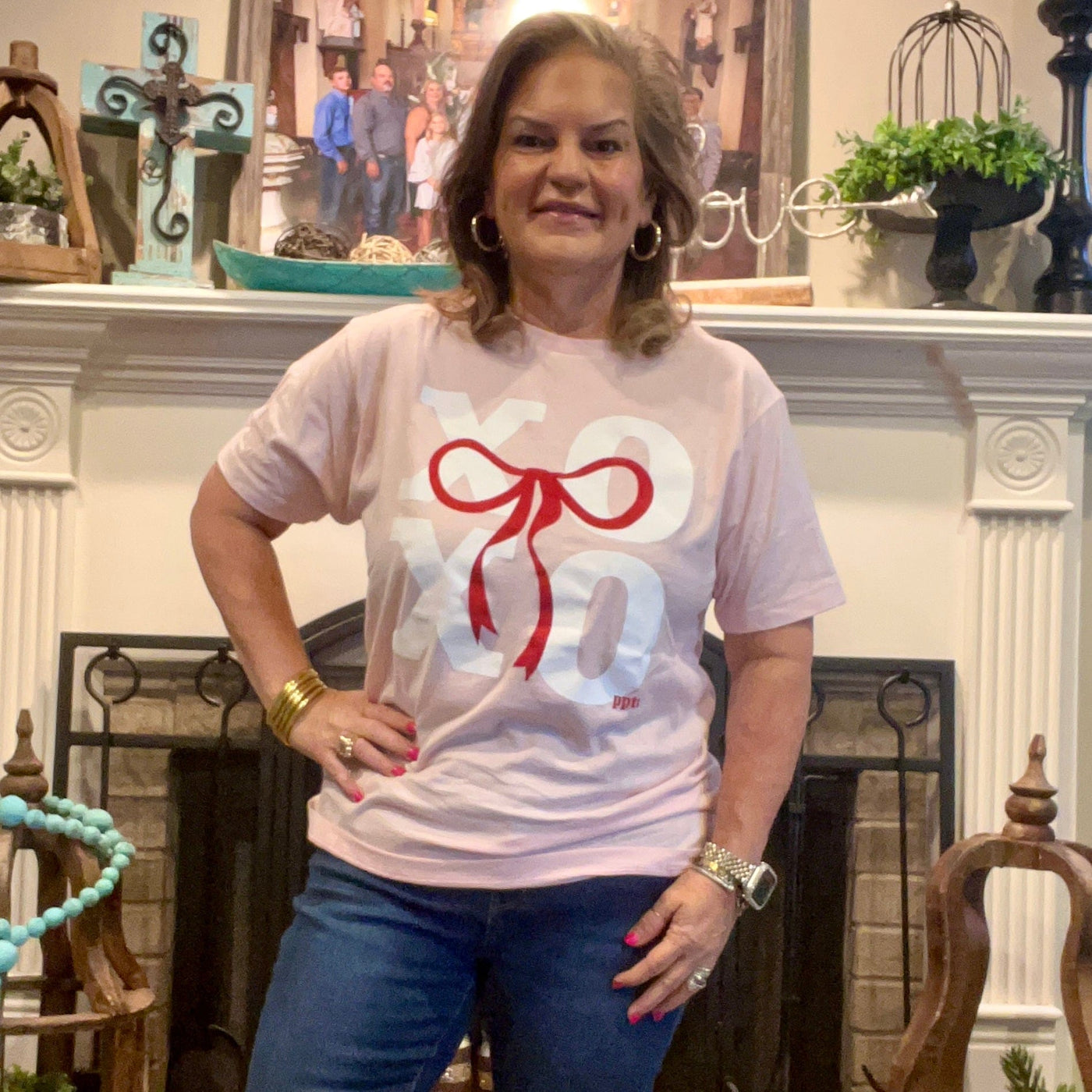 XOXO Bow Tee Shabby Chic Boutique and Tanning Salon