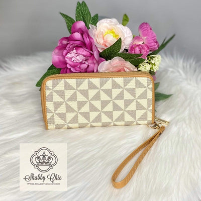 Off White Avenue Zip Wallet Shabby Chic Boutique and Tanning Salon